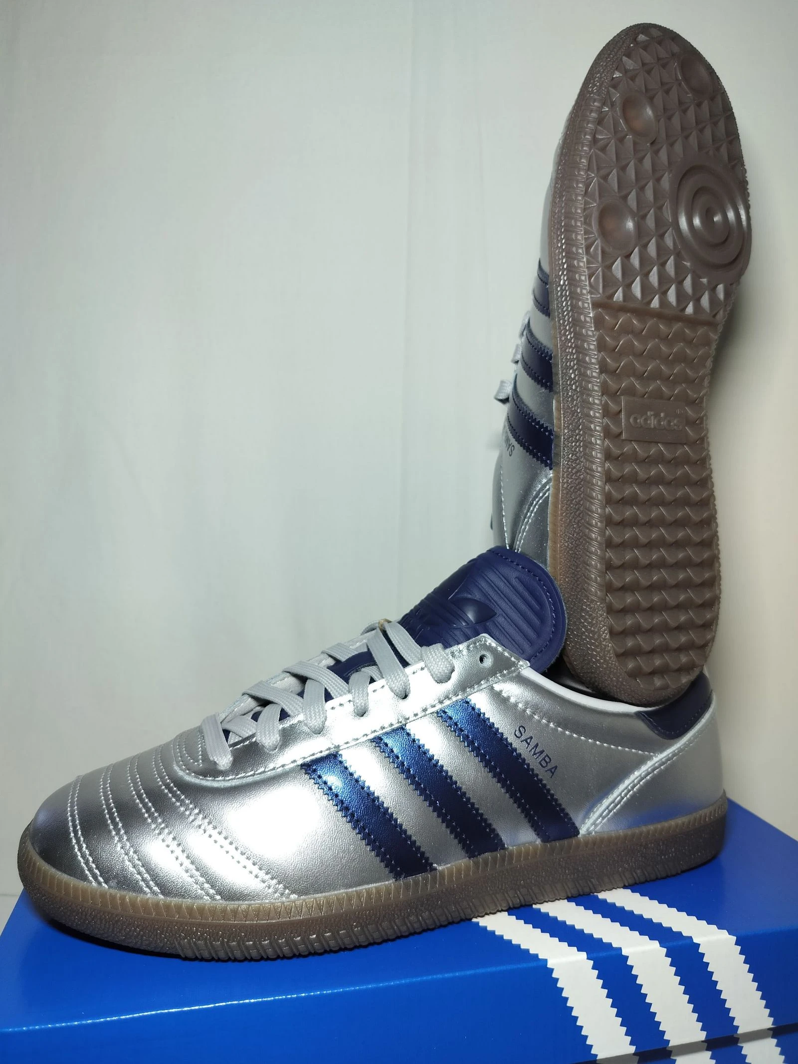 Adidas Samba New 42 Sneakers Original Unisexe Femmes Hommes Tendance Tenue Vintage Premium Rétro Y2K – photo 7
